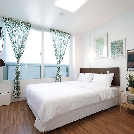 Ekonomy Haeundae Hostel Пусан Екстериор снимка