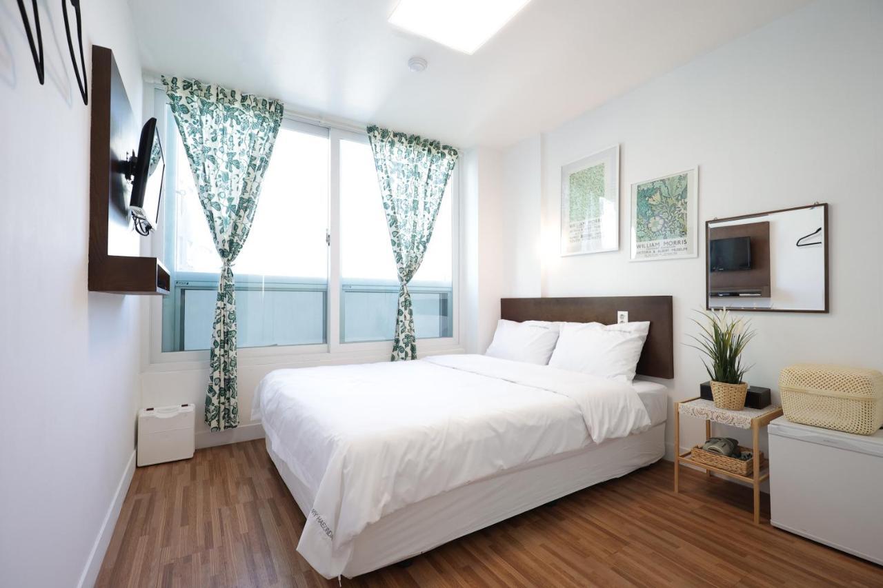 Ekonomy Haeundae Hostel Пусан Екстериор снимка