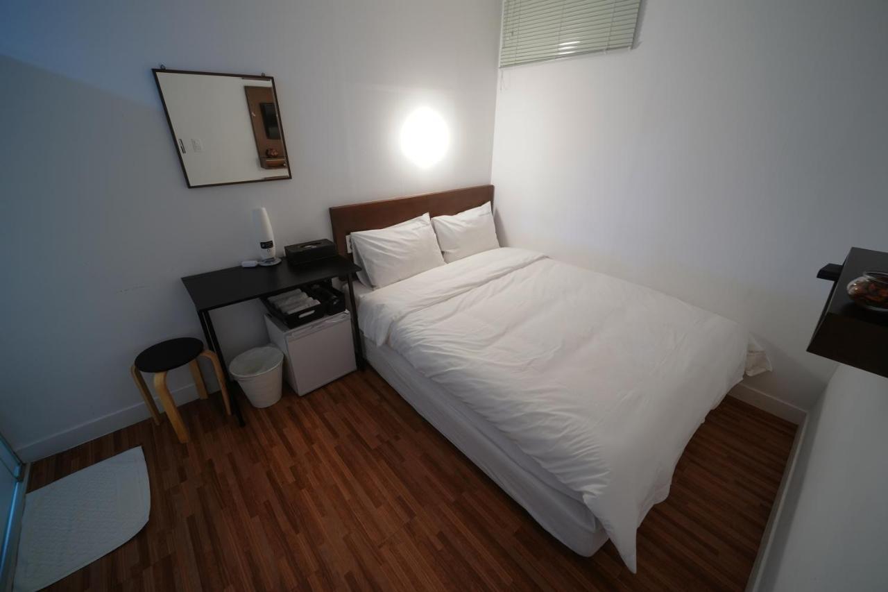 Ekonomy Haeundae Hostel Пусан Екстериор снимка