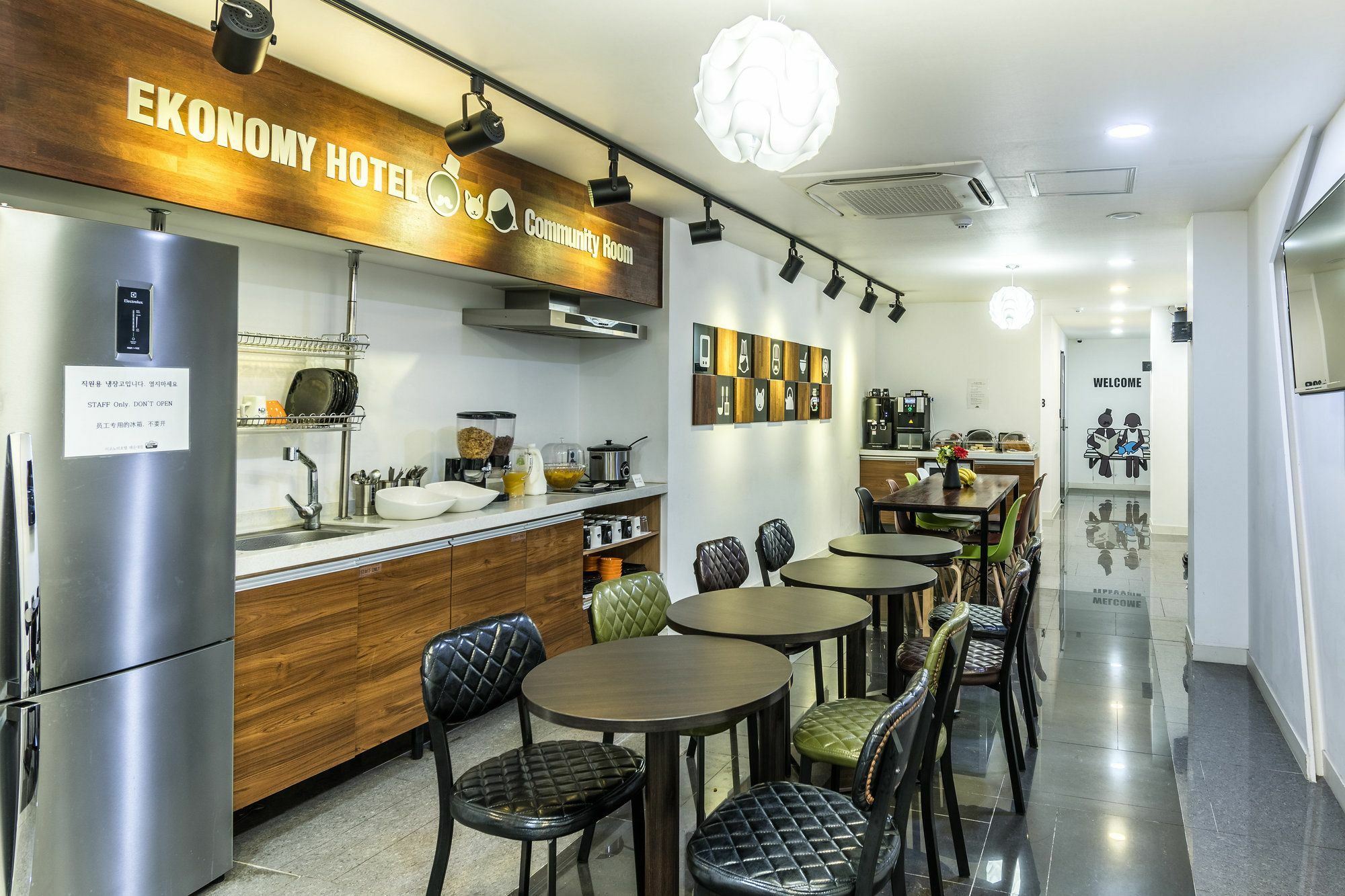 Ekonomy Haeundae Hostel Пусан Екстериор снимка
