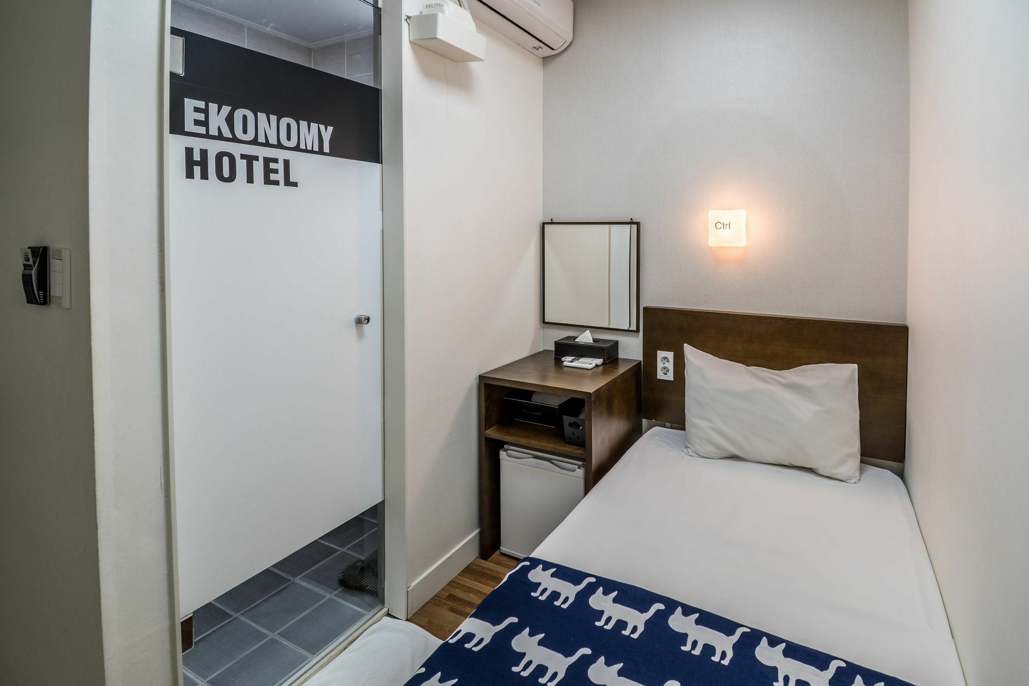 Ekonomy Haeundae Hostel Пусан Екстериор снимка